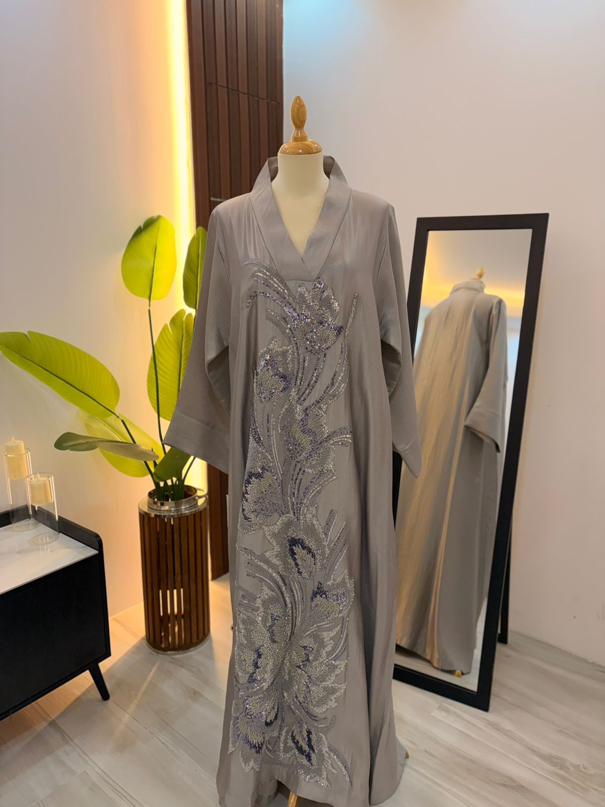 Grey Kuwaiti Jalabyia Dress