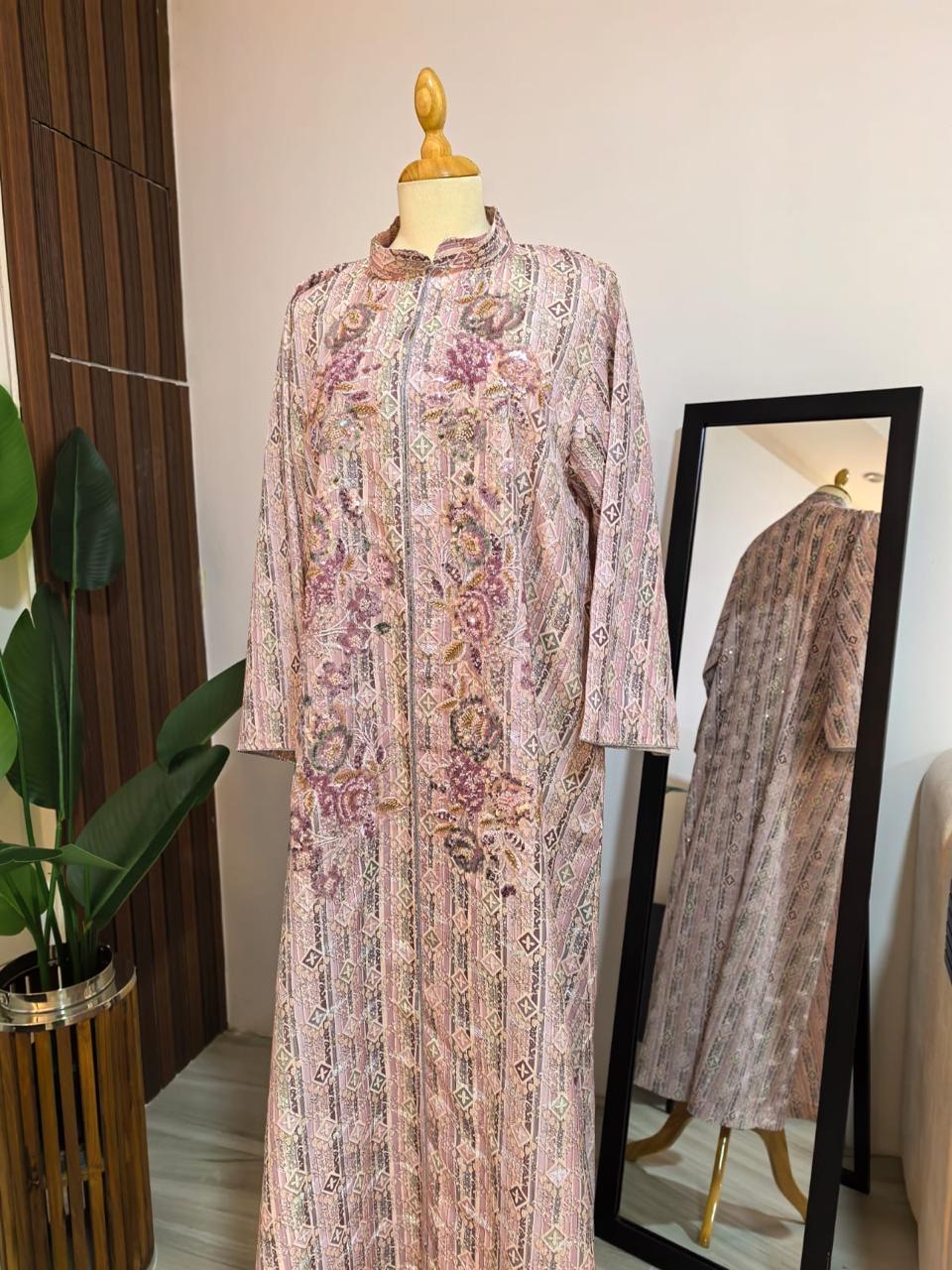 Pink Kuwaiti Jalabyia Dress